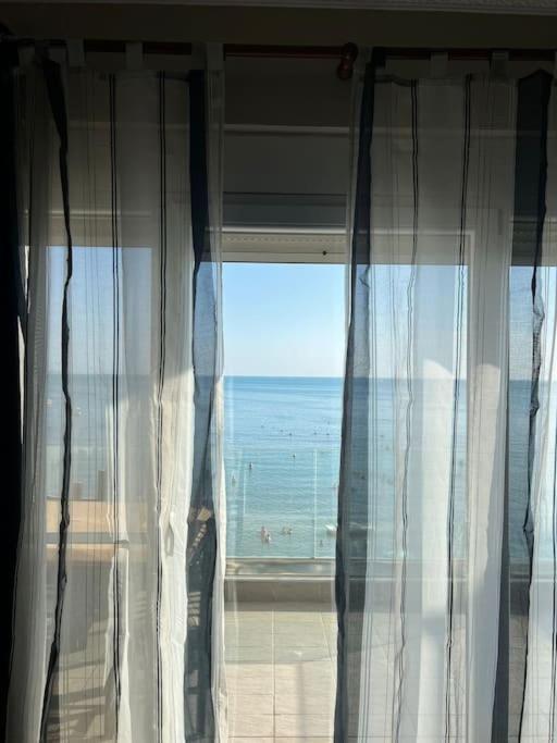 Seaside Apartment Durres Exterior photo